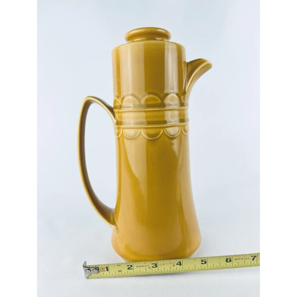 Vintage 1960 Homer Laughlin Yellow Gold Harvest Coventry Castilian Tea Pot w Lid